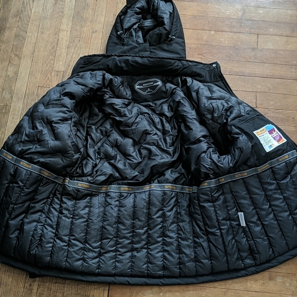 Women's waterproof ski jacket. - Picture 8 of 8